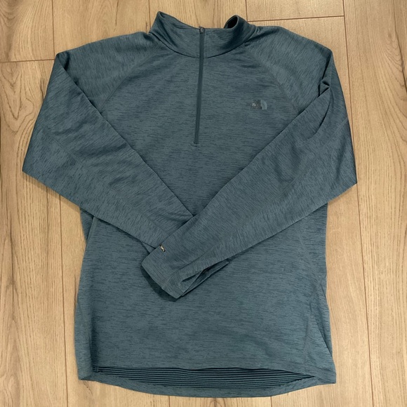 North Face Quarter Zip - Picture 1 of 1